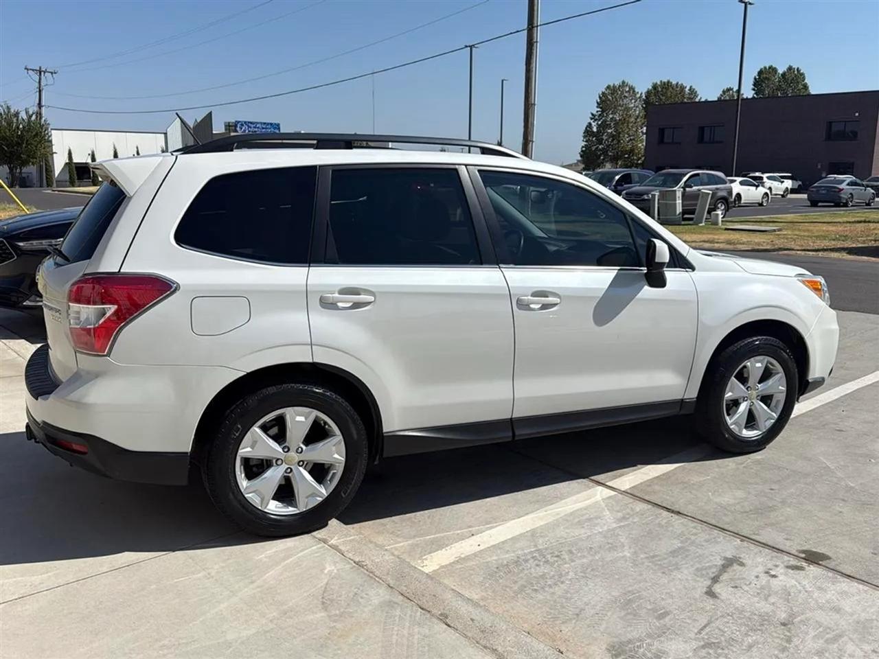 Subaru Forester 4dr Auto 2.5i Limited PZEV 2014