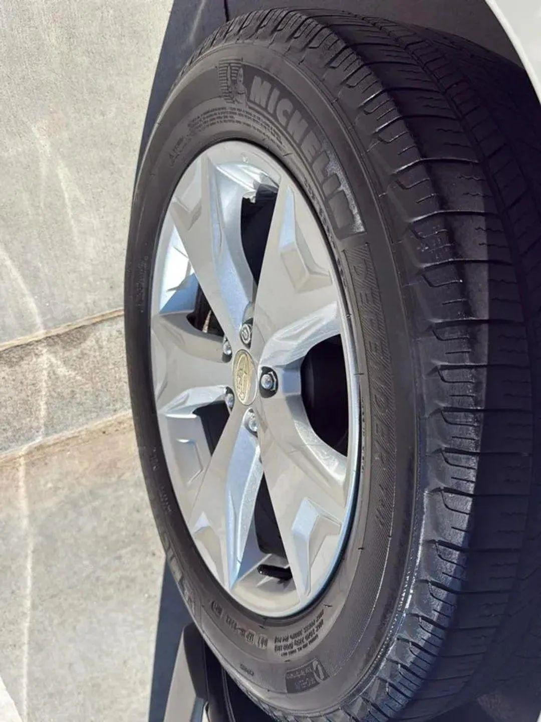 Subaru Forester 4dr Auto 2.5i Limited PZEV 2014