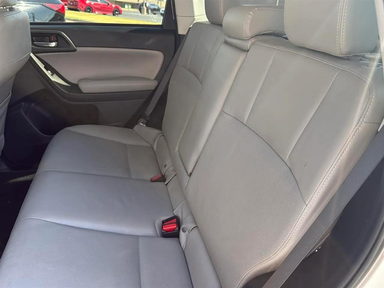 Subaru Forester 4dr Auto 2.5i Limited PZEV 2014