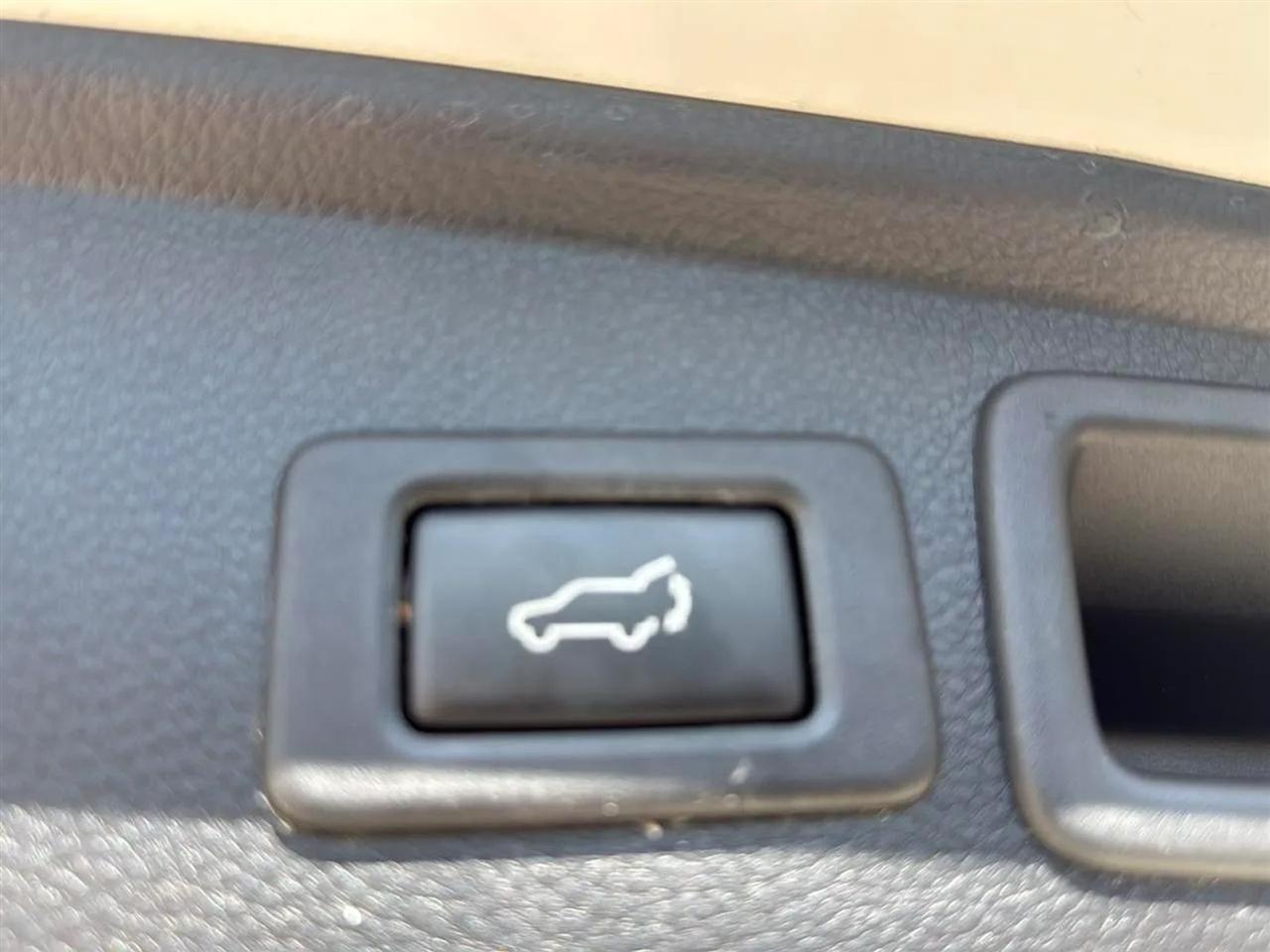 Subaru Forester 4dr Auto 2.5i Limited PZEV 2014