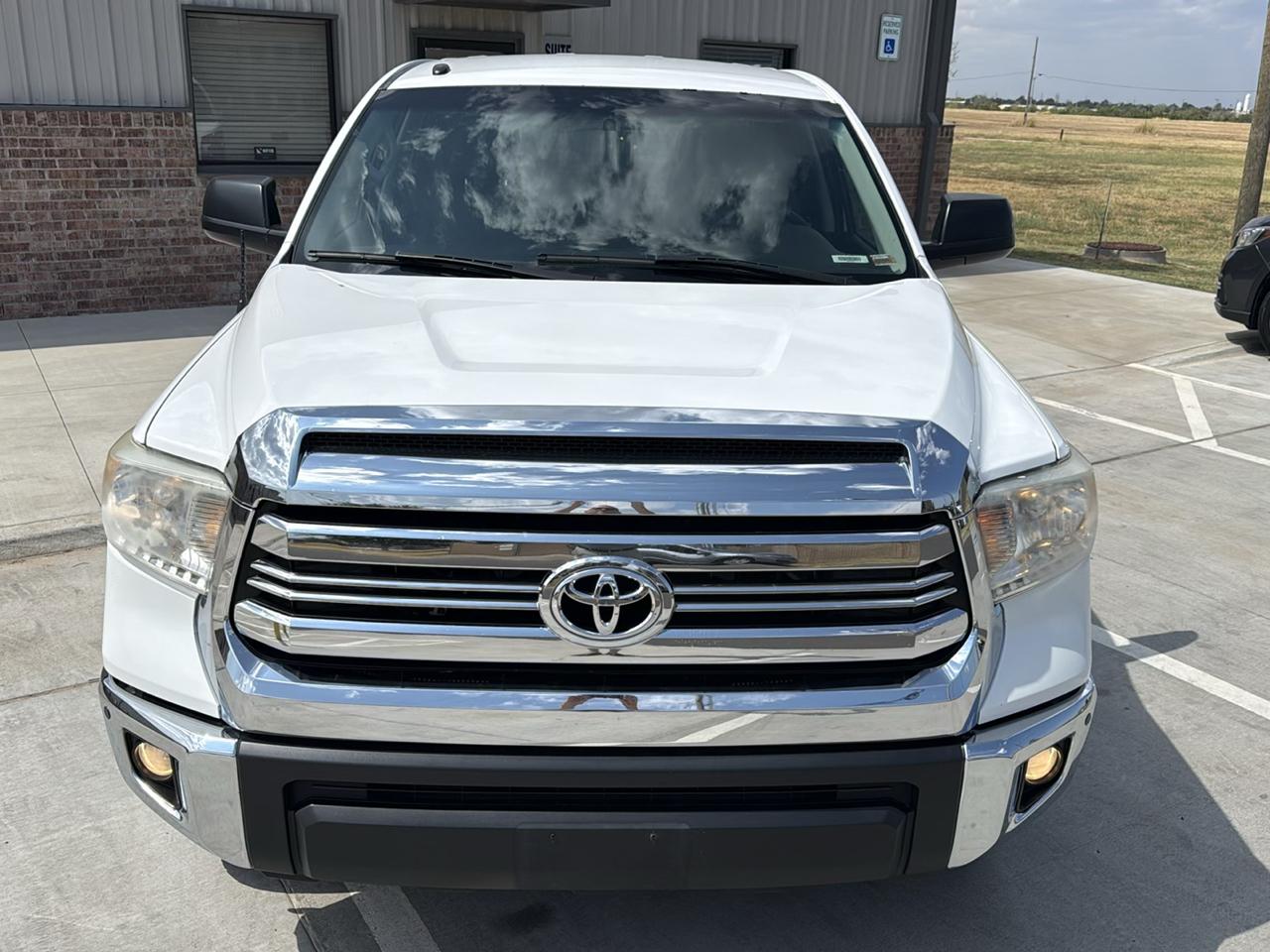 Toyota Tundra 4WD TRD Pro CrewMax 5.5' Bed 5.7L FFV (Natl) 2017