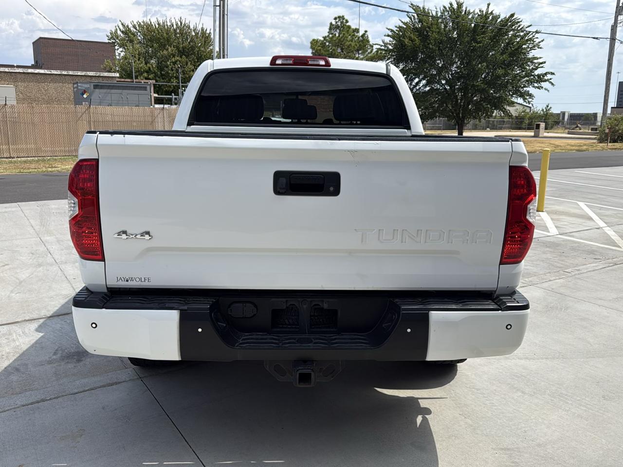 Toyota Tundra 4WD TRD Pro CrewMax 5.5' Bed 5.7L FFV (Natl) 2017