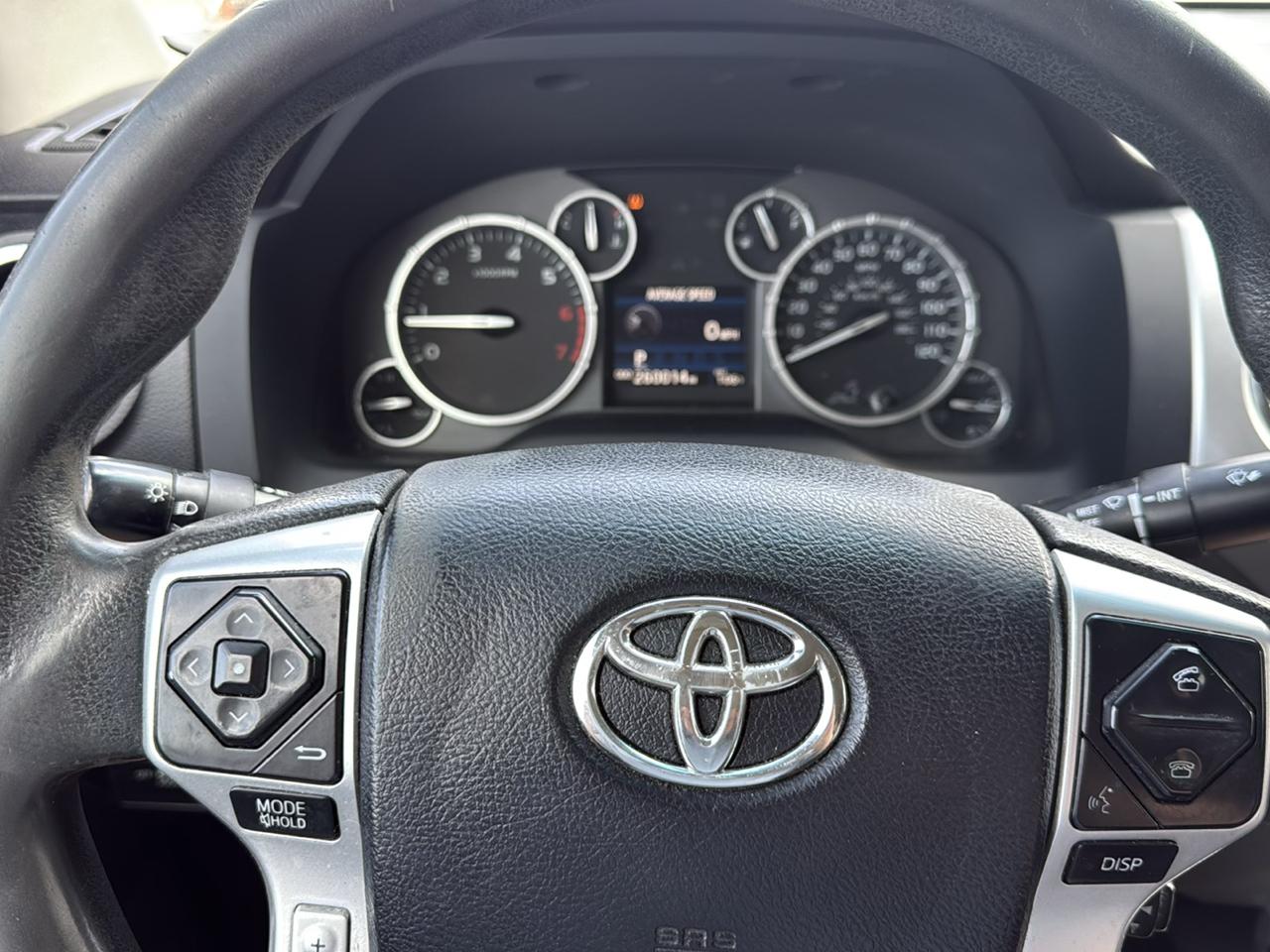 Toyota Tundra 4WD TRD Pro CrewMax 5.5' Bed 5.7L FFV (Natl) 2017