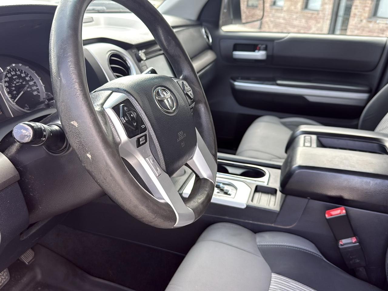Toyota Tundra 4WD TRD Pro CrewMax 5.5' Bed 5.7L FFV (Natl) 2017