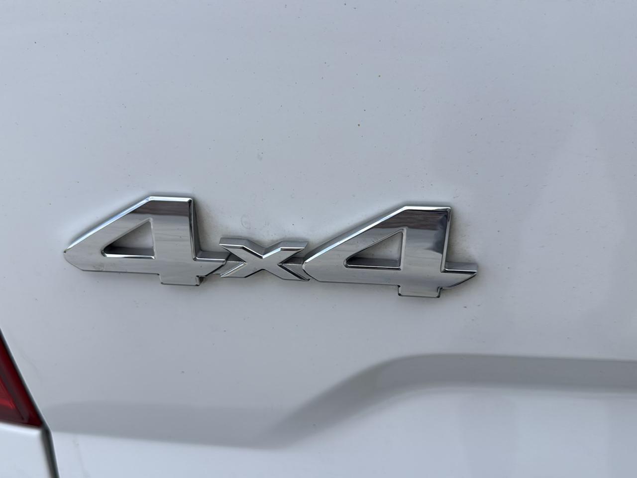 Toyota Tundra 4WD TRD Pro CrewMax 5.5' Bed 5.7L FFV (Natl) 2017