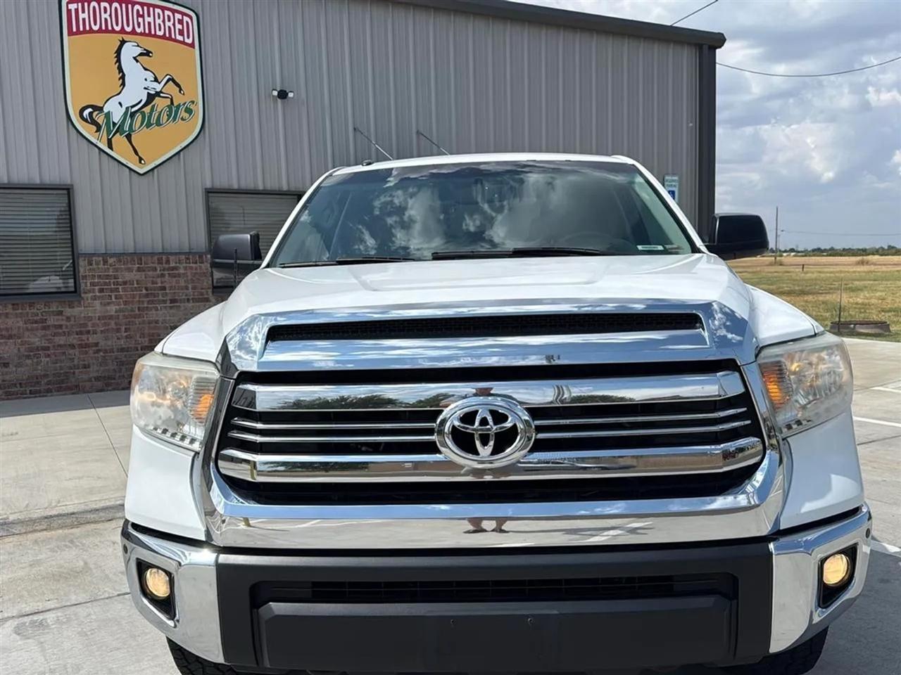 Toyota Tundra 4WD TRD Pro CrewMax 5.5' Bed 5.7L FFV (Natl) 2017