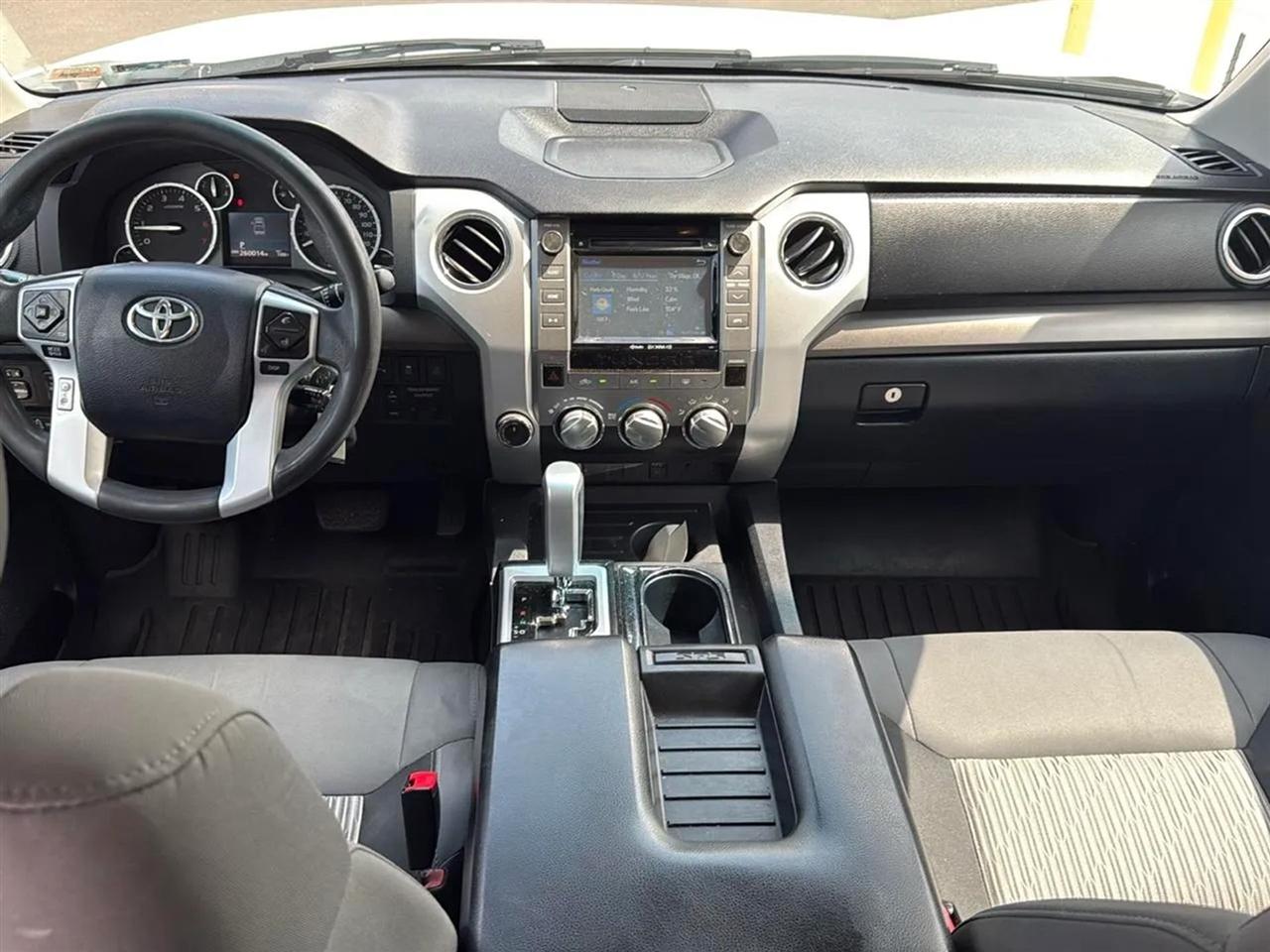 Toyota Tundra 4WD TRD Pro CrewMax 5.5' Bed 5.7L FFV (Natl) 2017