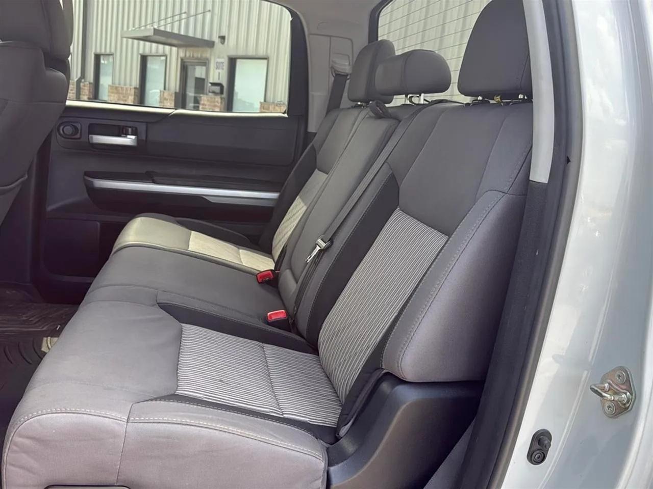 Toyota Tundra 4WD TRD Pro CrewMax 5.5' Bed 5.7L FFV (Natl) 2017