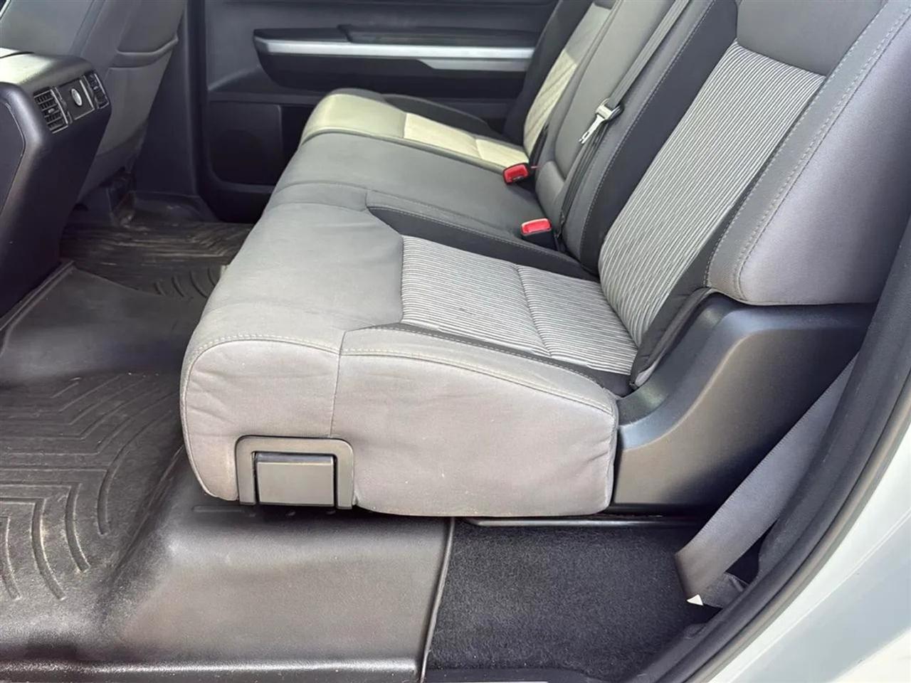 Toyota Tundra 4WD TRD Pro CrewMax 5.5' Bed 5.7L FFV (Natl) 2017