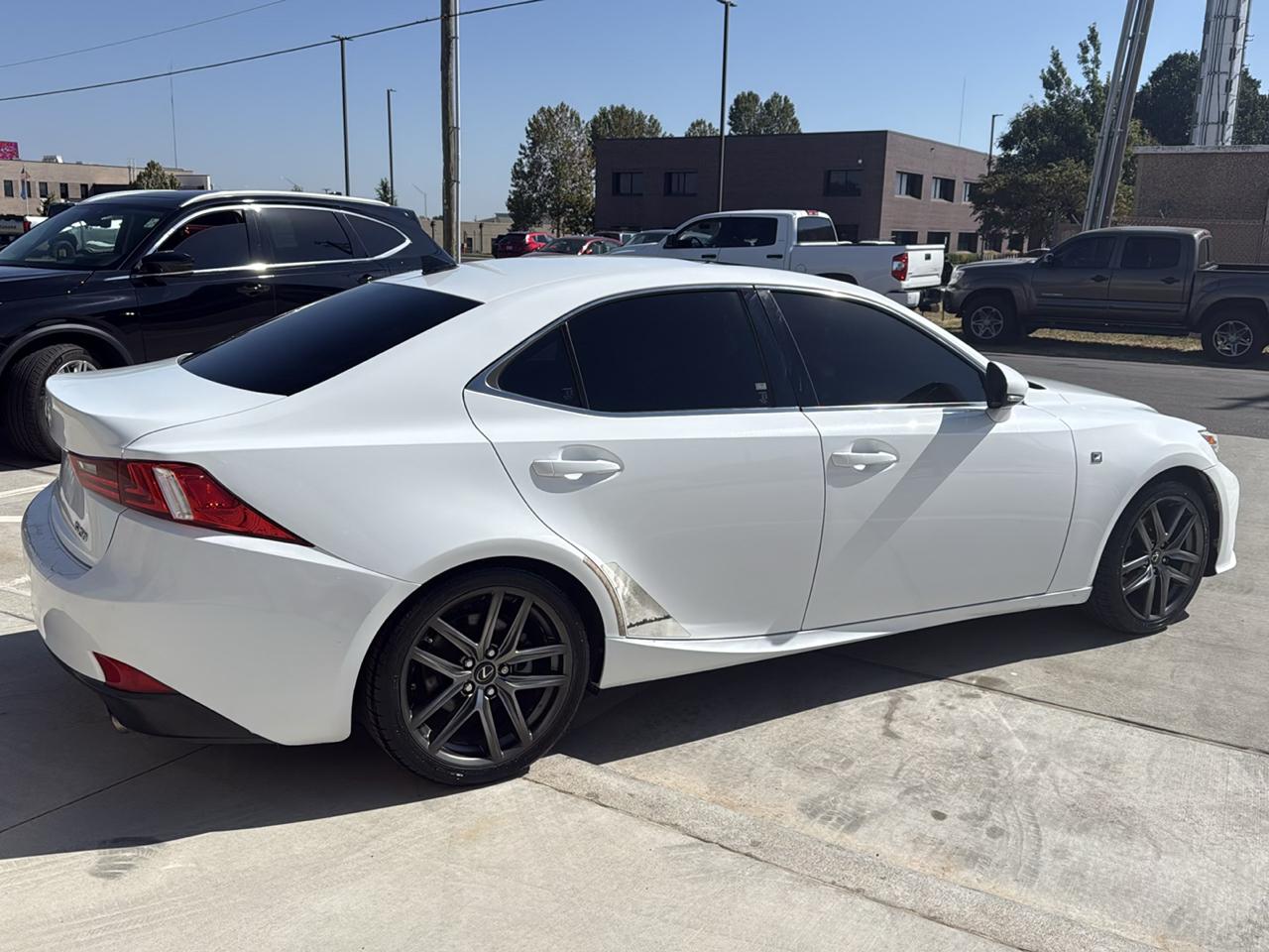 Lexus IS 250 4dr Sport Sdn Auto RWD 2014