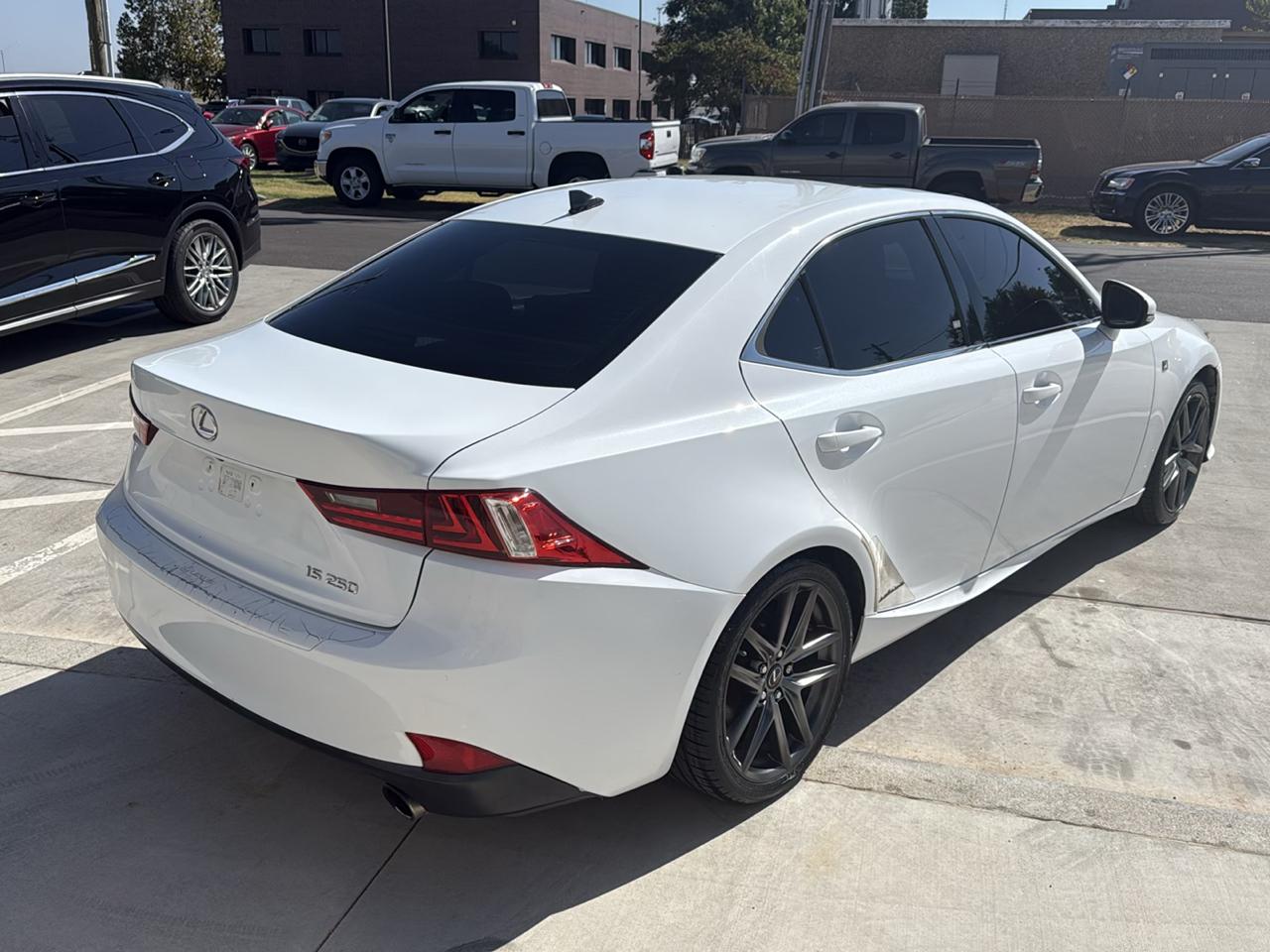Lexus IS 250 4dr Sport Sdn Auto RWD 2014