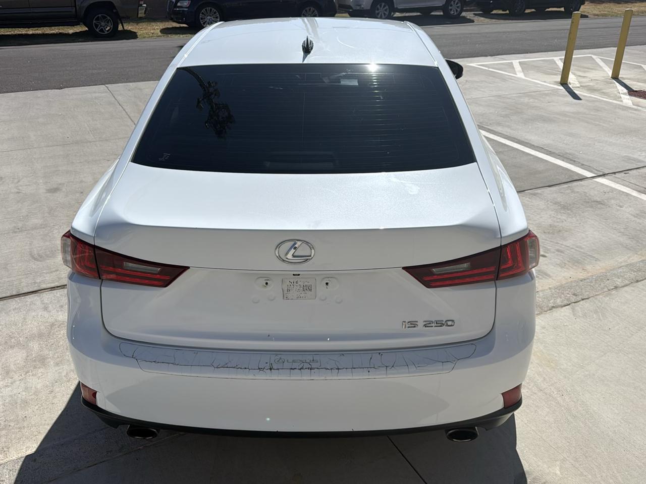 Lexus IS 250 4dr Sport Sdn Auto RWD 2014