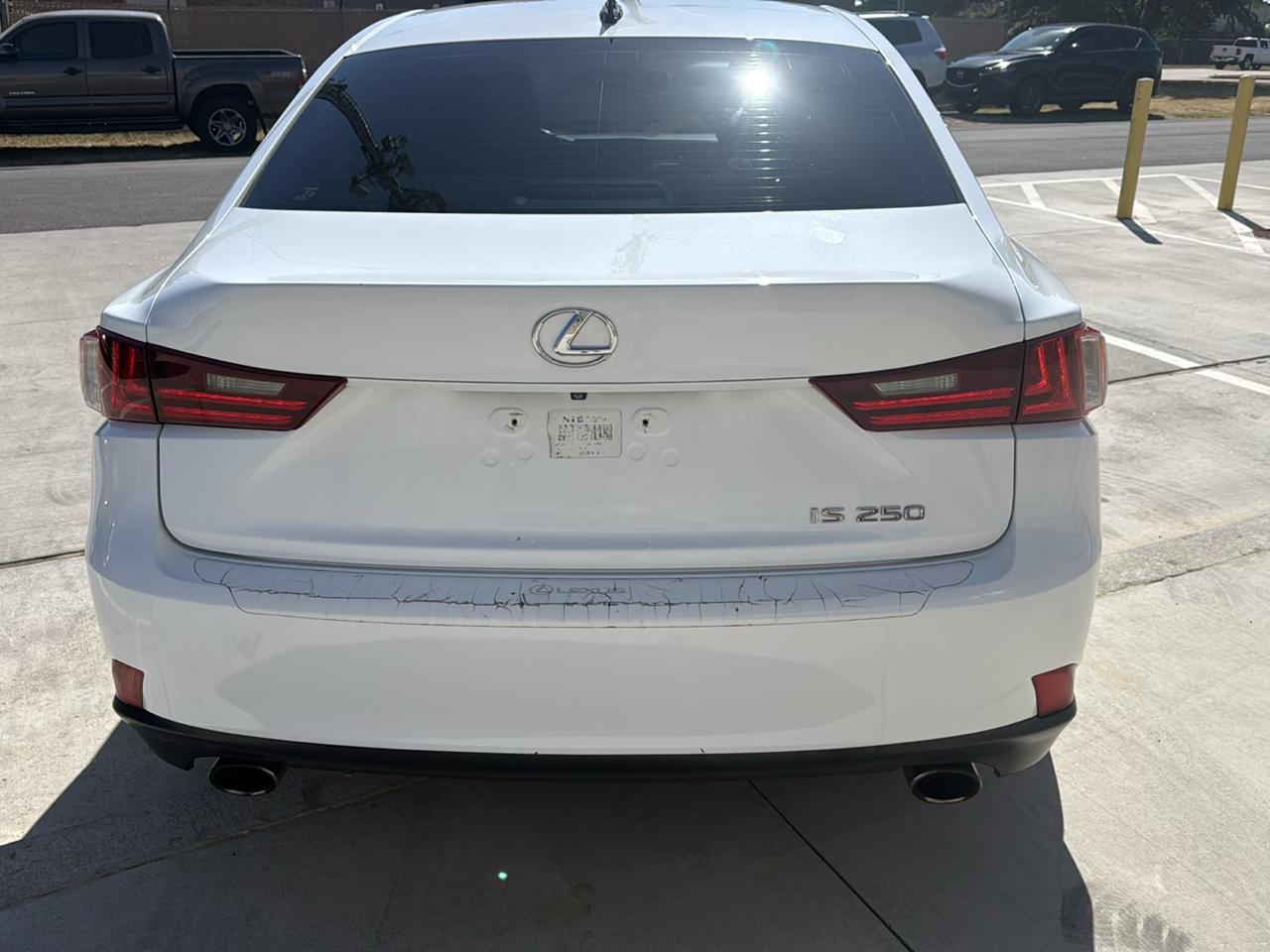 Lexus IS 250 4dr Sport Sdn Auto RWD 2014
