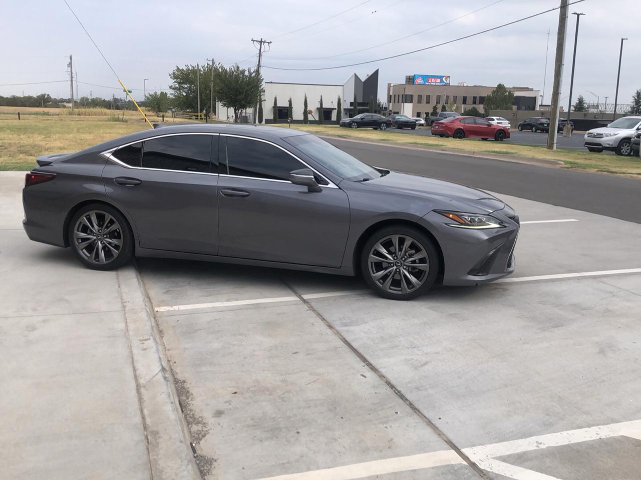 Lexus ES ES 350 FWD 2019