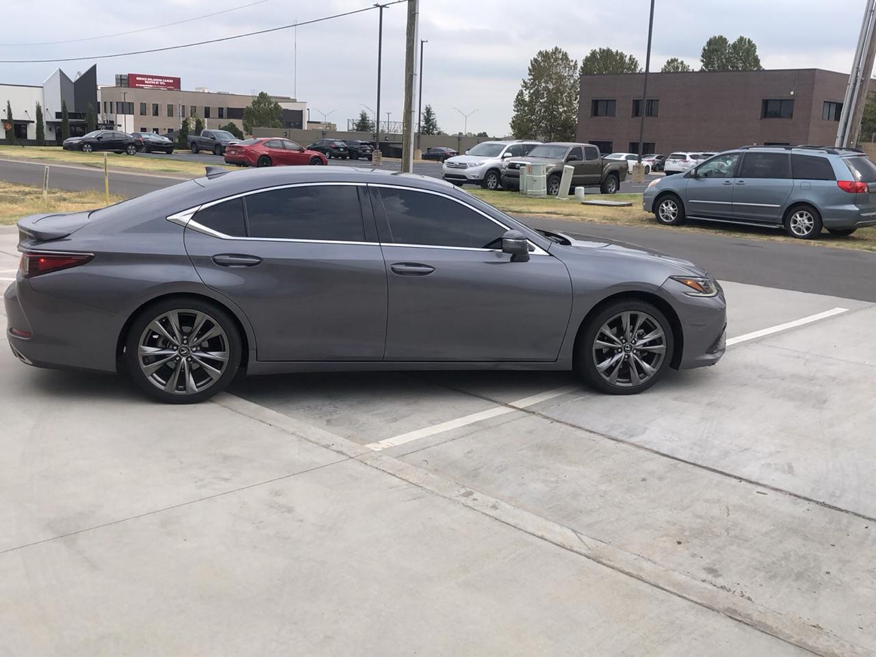 Lexus ES ES 350 FWD 2019