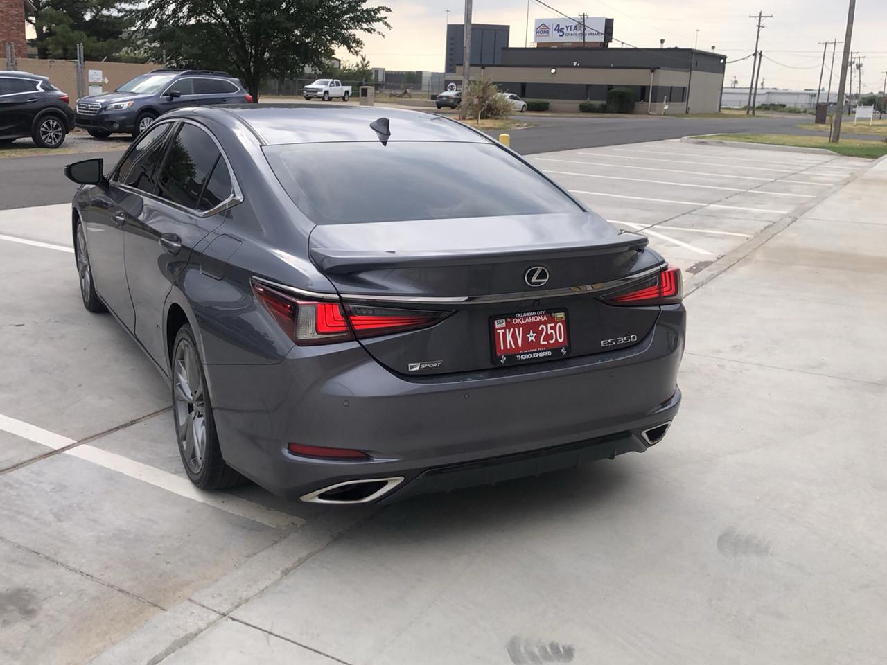 Lexus ES ES 350 FWD 2019