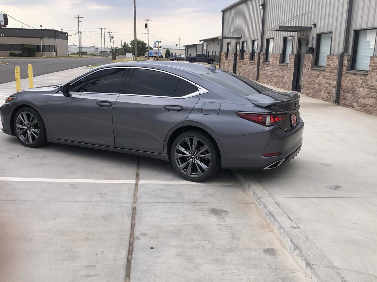 Lexus ES ES 350 FWD 2019