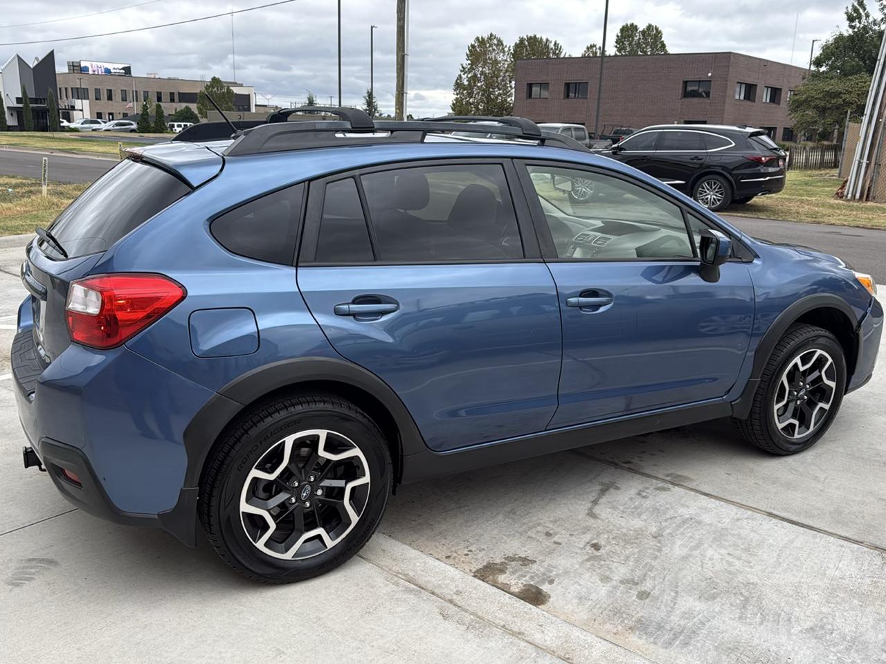 Subaru Crosstrek 5dr CVT 2.0i Premium 2016