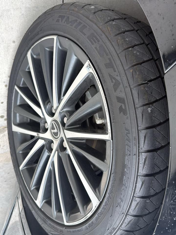Lexus ES ES 300h FWD 2024