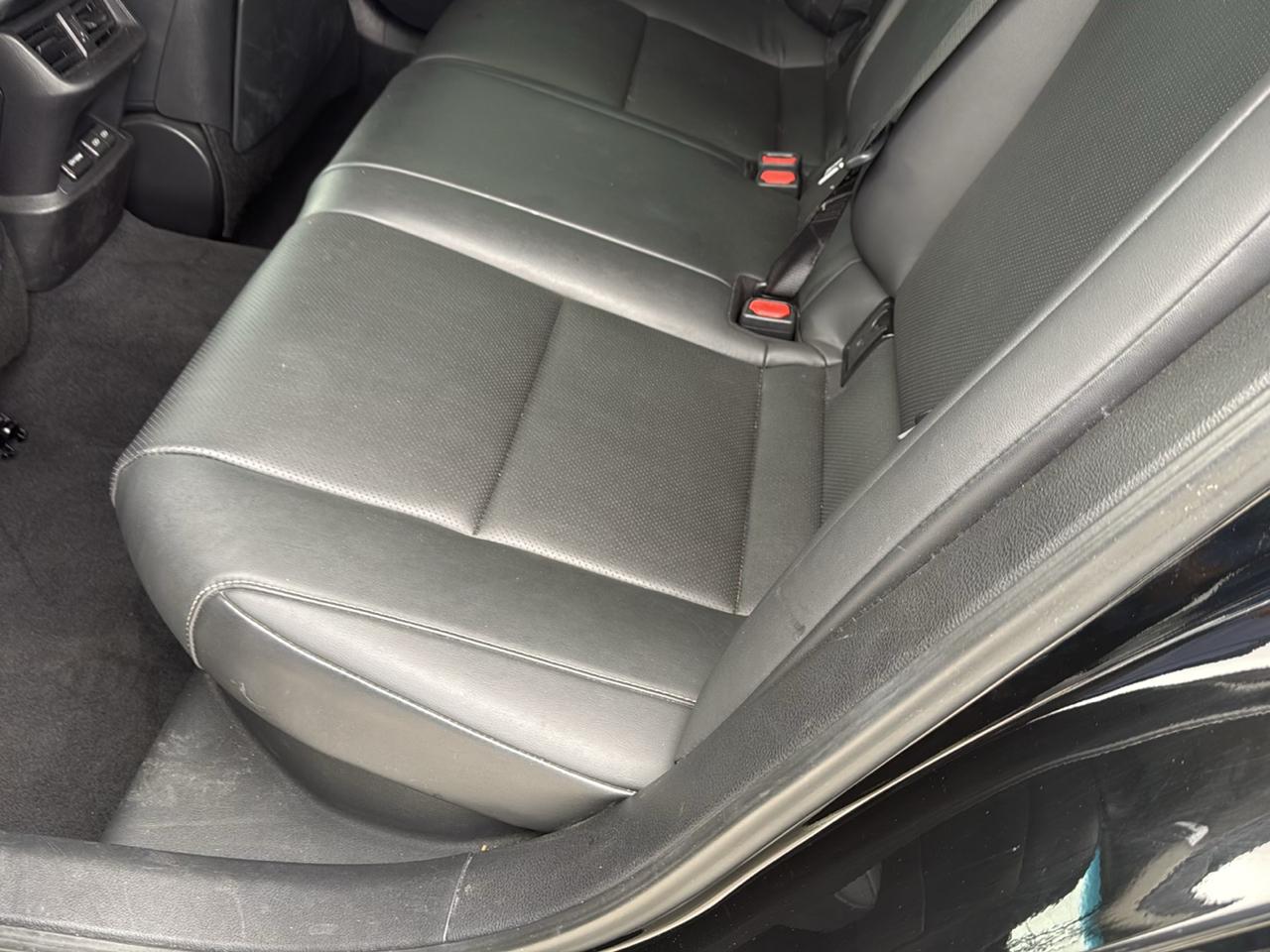 Lexus ES ES 300h FWD 2024