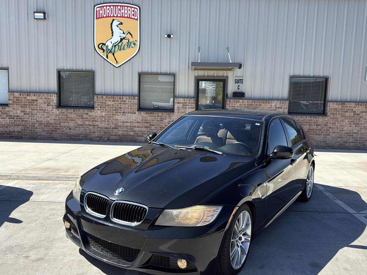 BMW 328i photo 3