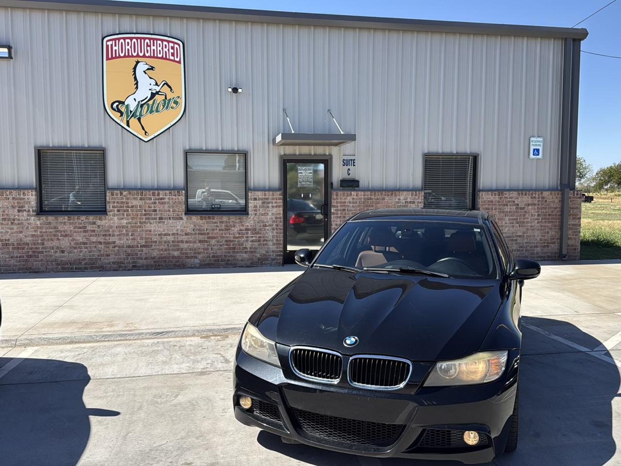 BMW 328i photo 4
