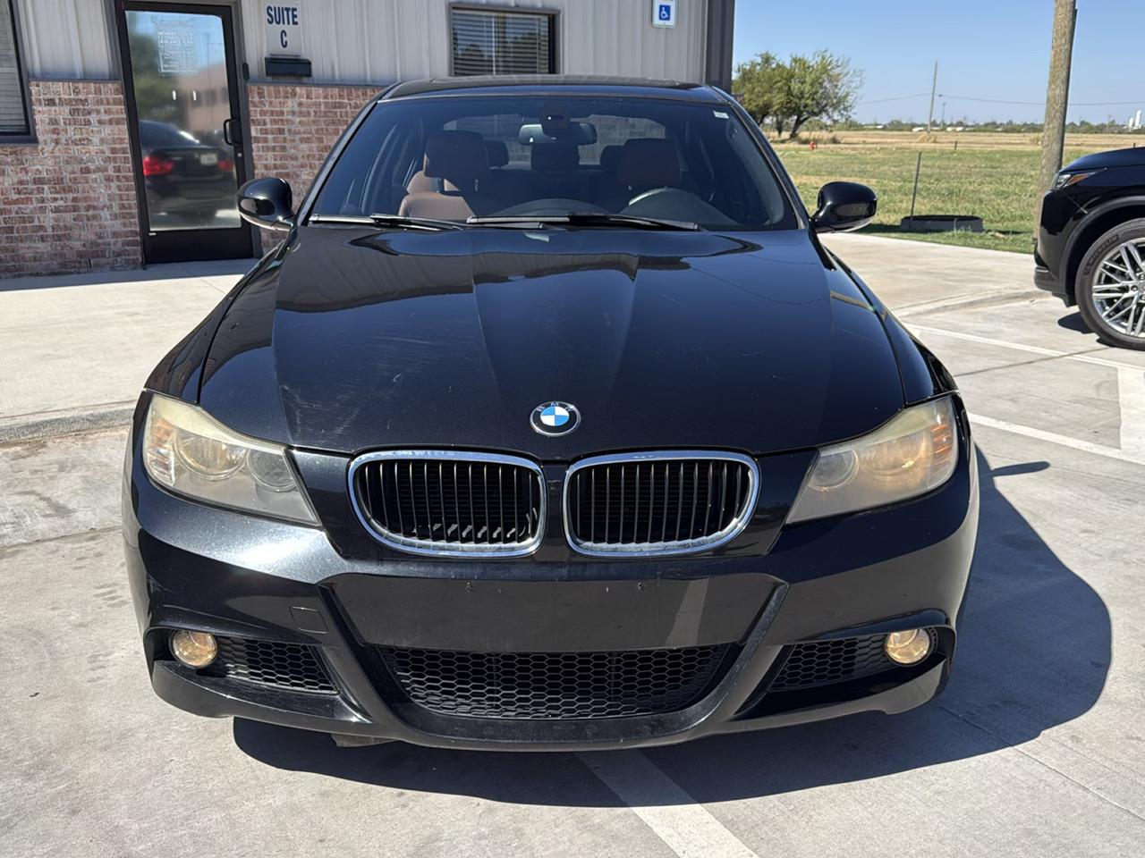 BMW 328i photo 6