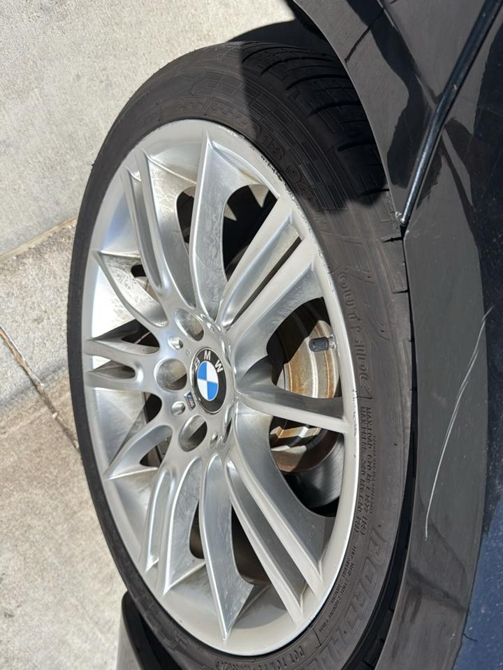 BMW 328i photo 18