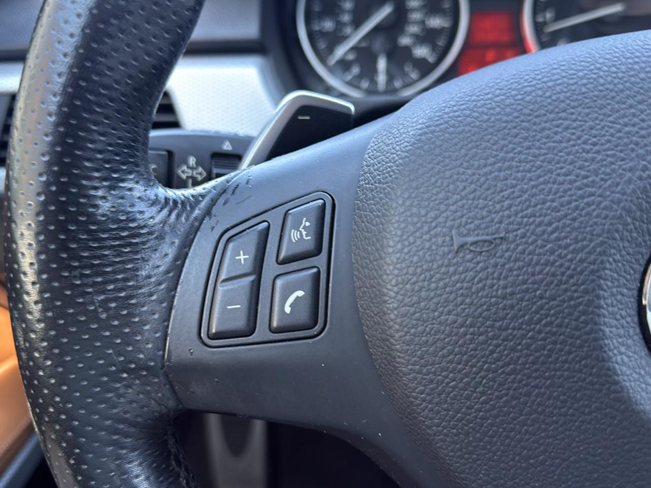 BMW 328i photo 25