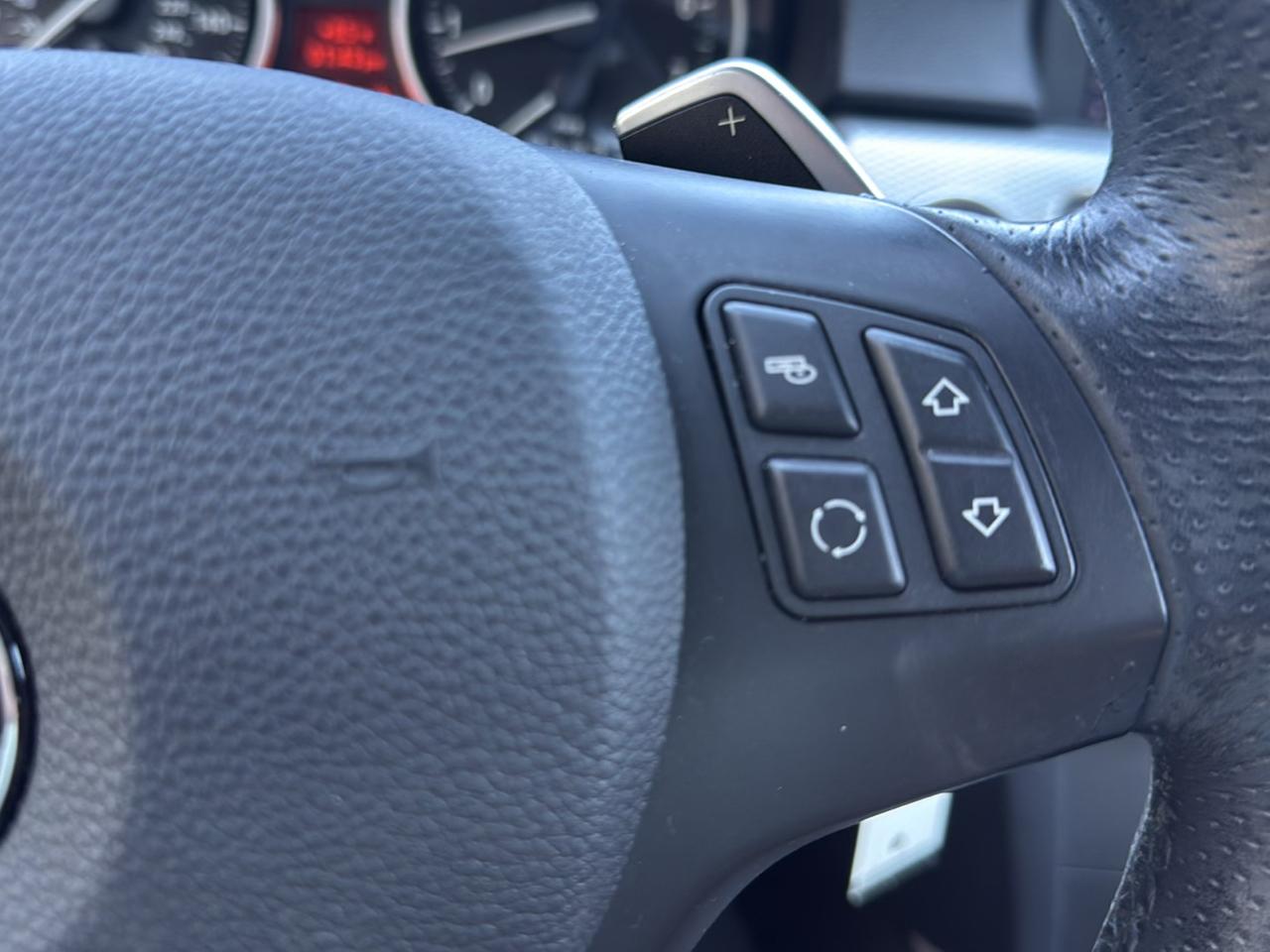 BMW 328i photo 26