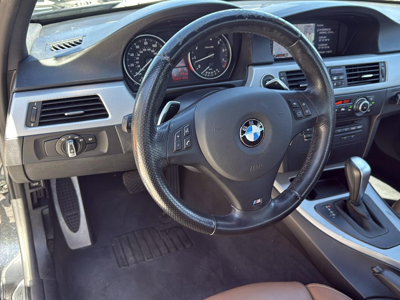 BMW 328i photo 31