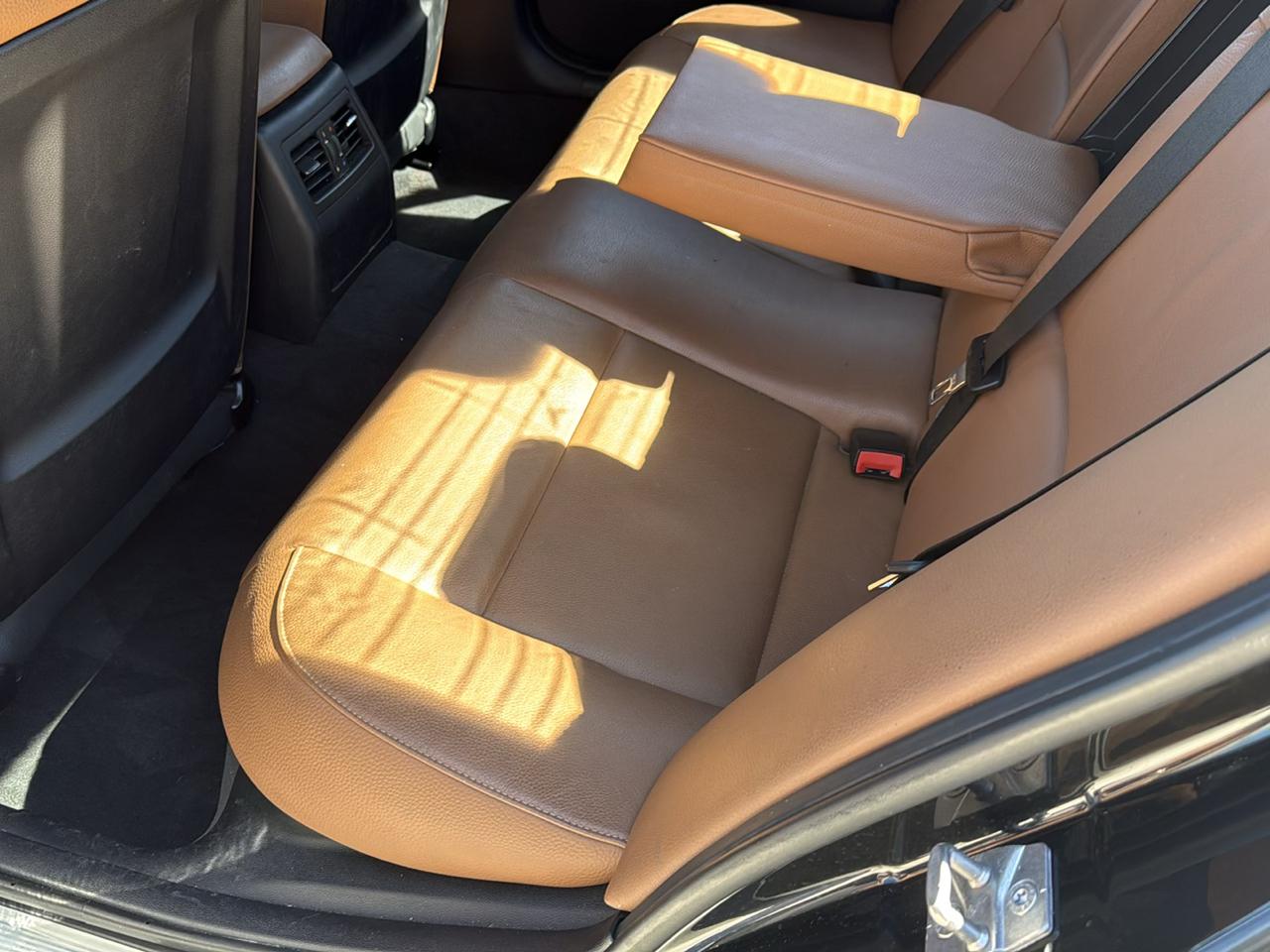 BMW 328i photo 42
