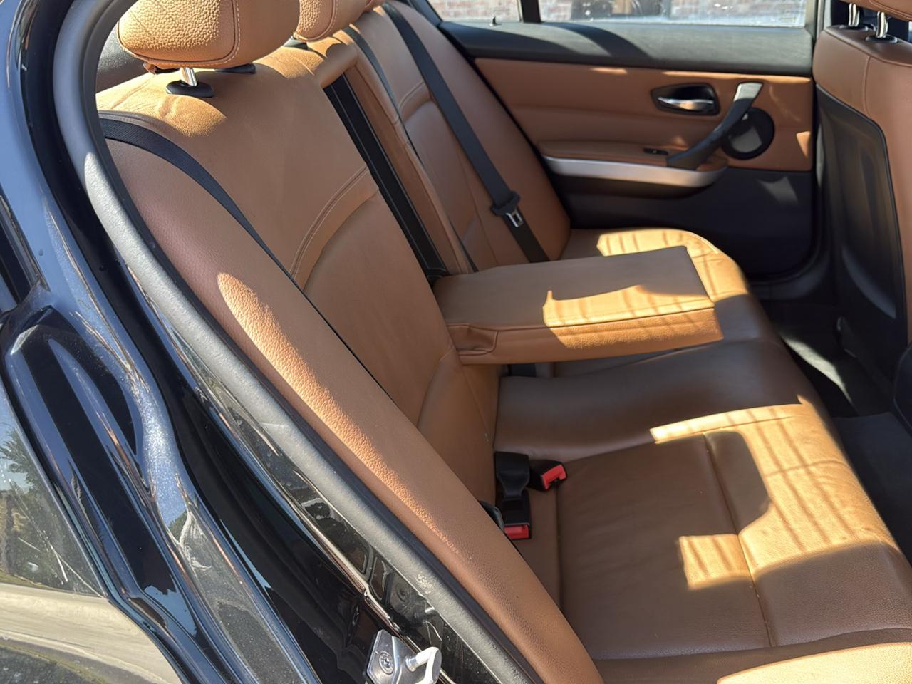 BMW 328i photo 45