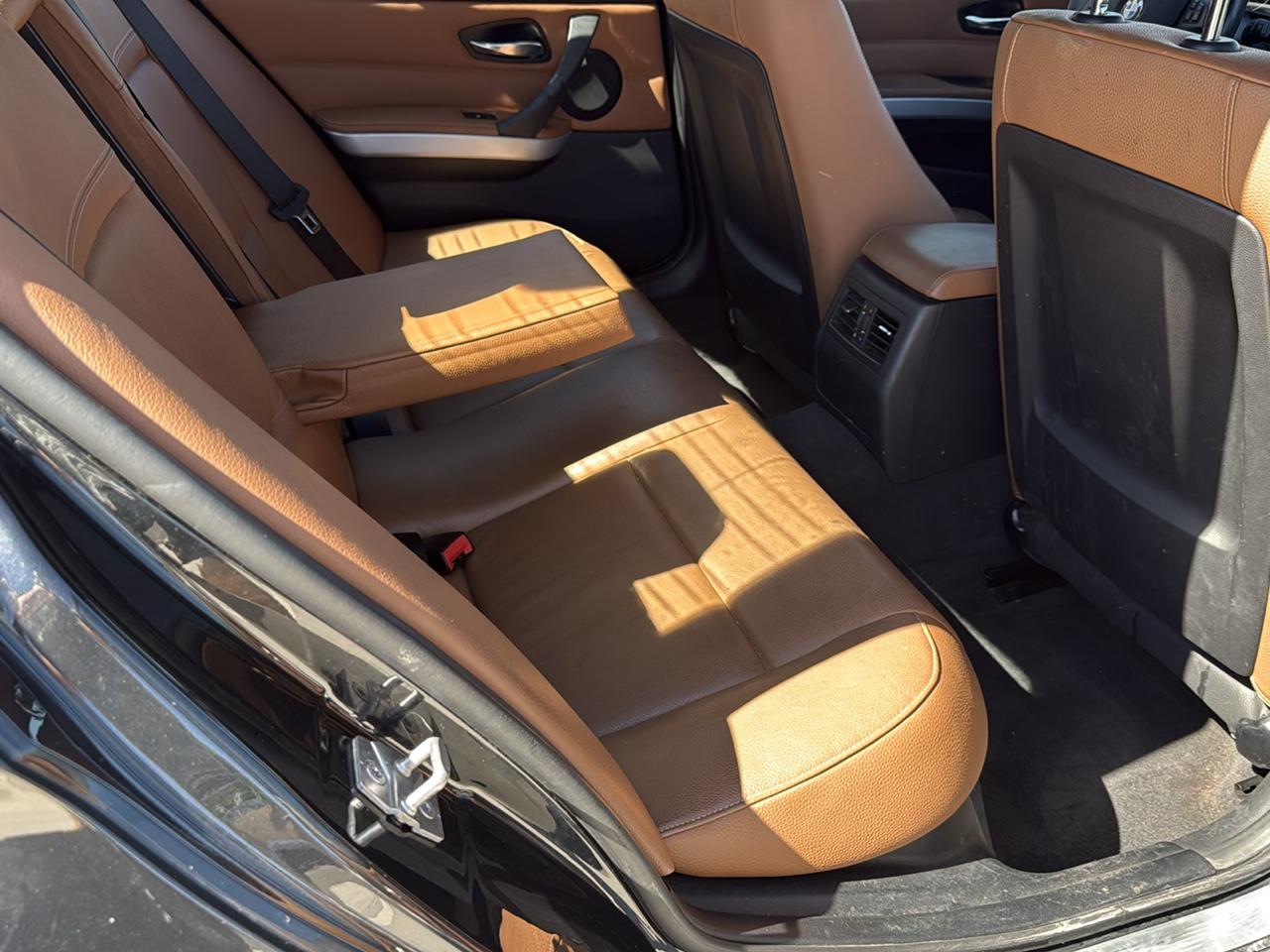 BMW 328i photo 46