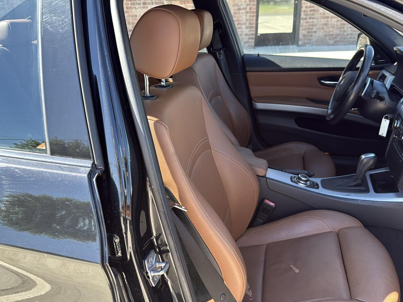 BMW 328i photo 47