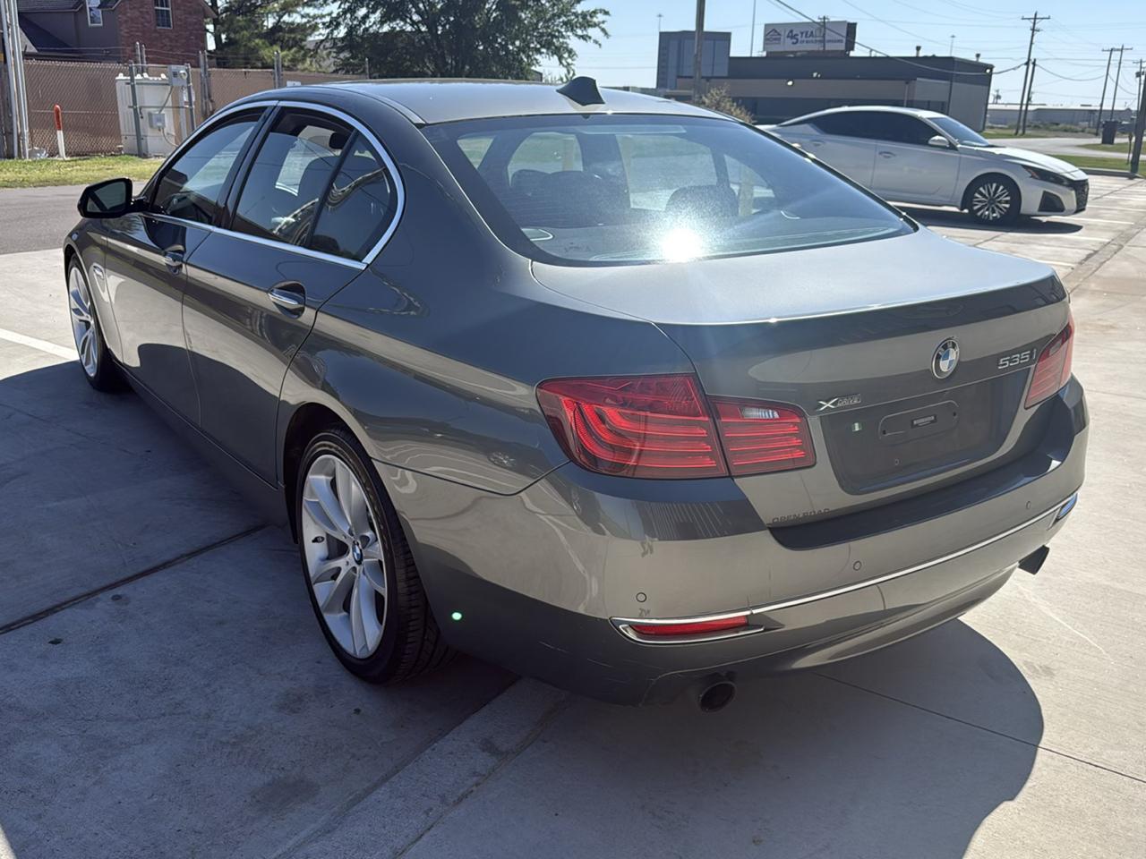 BMW 5 Series 4dr Sdn 535i xDrive AWD 2014