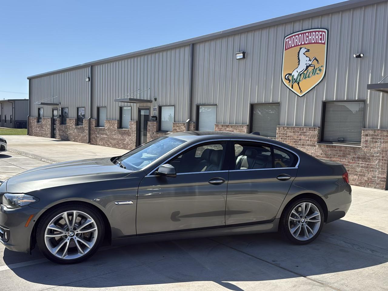 BMW 5 Series 4dr Sdn 535i xDrive AWD 2014