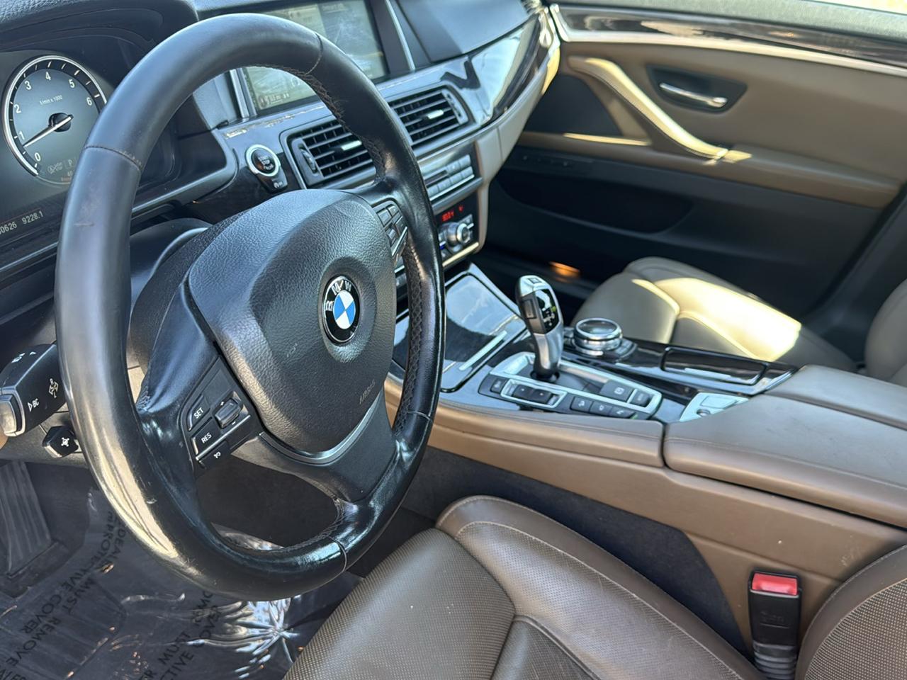 BMW 5 Series 4dr Sdn 535i xDrive AWD 2014