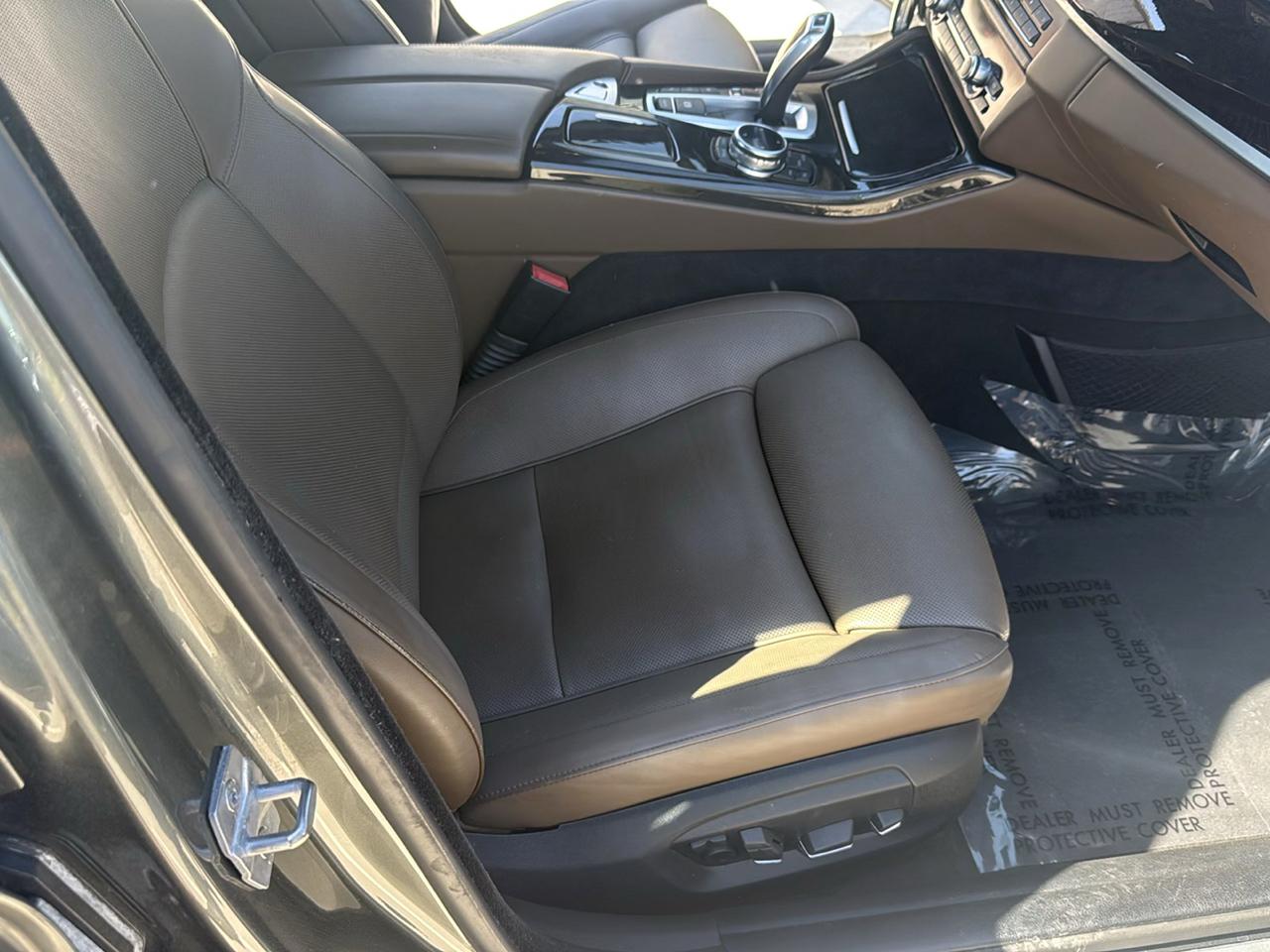 BMW 5 Series 4dr Sdn 535i xDrive AWD 2014