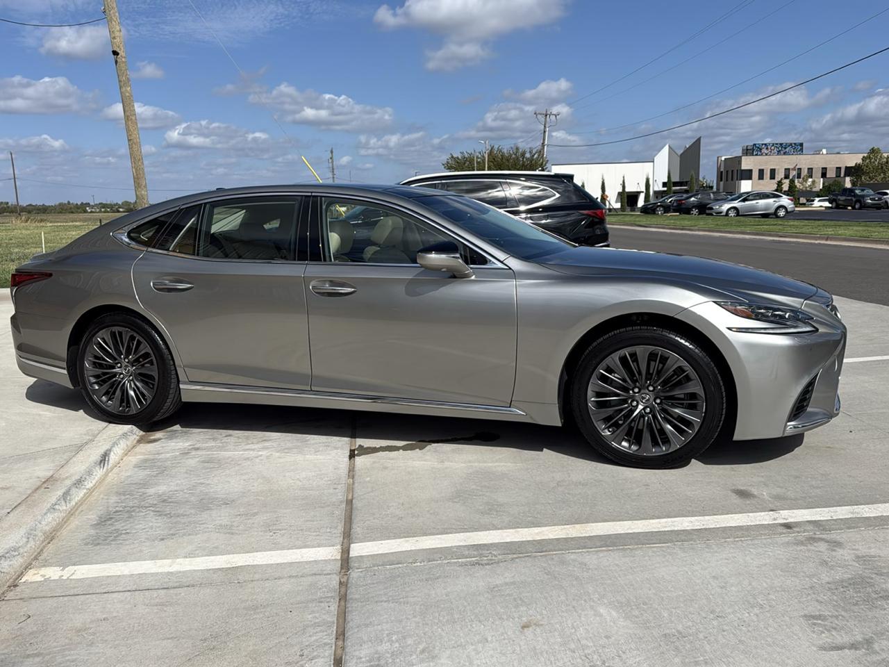 Lexus LS LS 500 RWD 2018