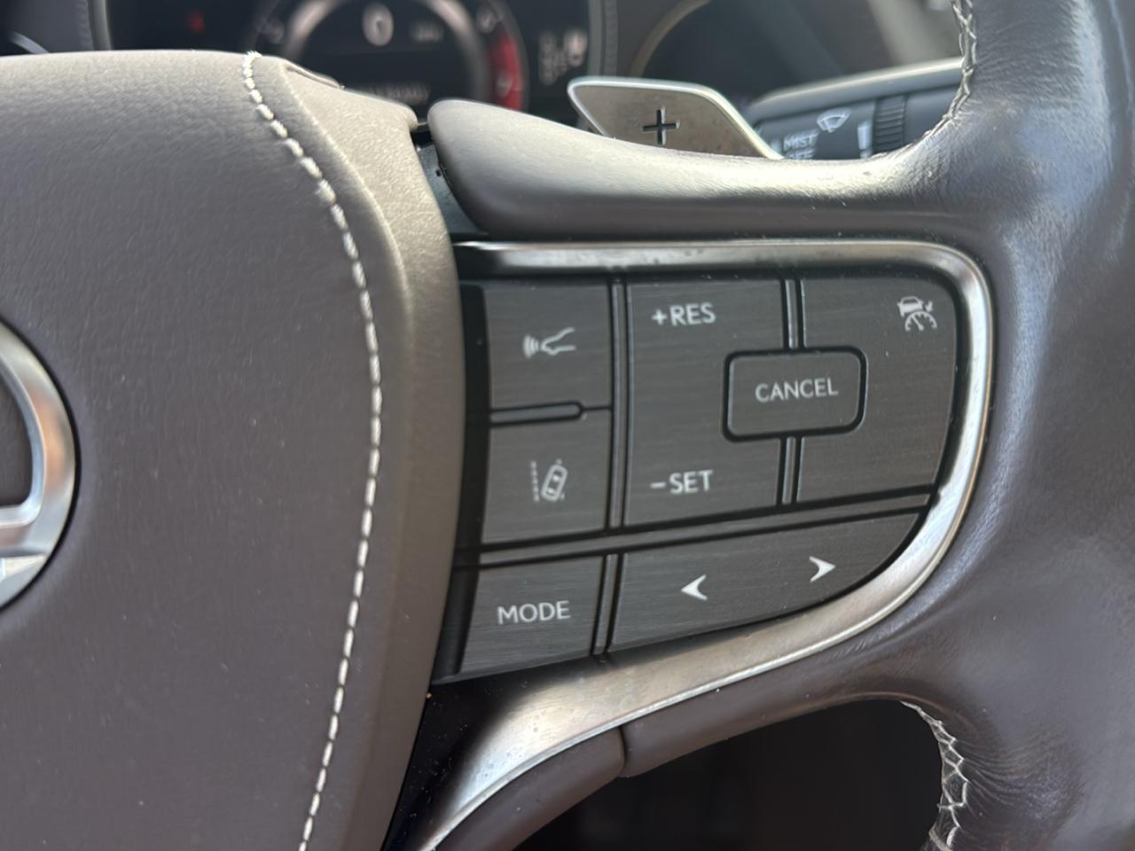 Lexus LS LS 500 RWD 2018
