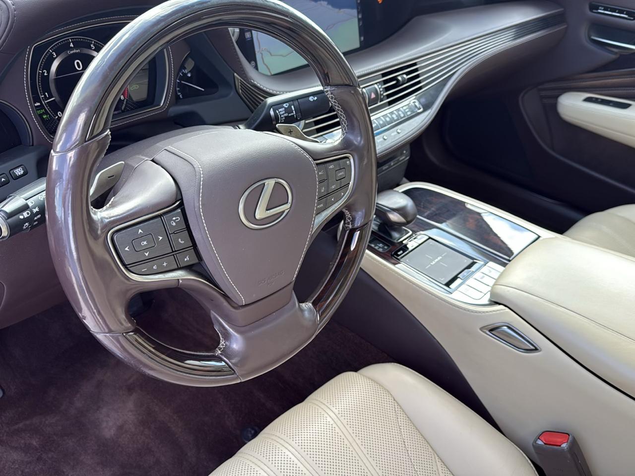 Lexus LS LS 500 RWD 2018