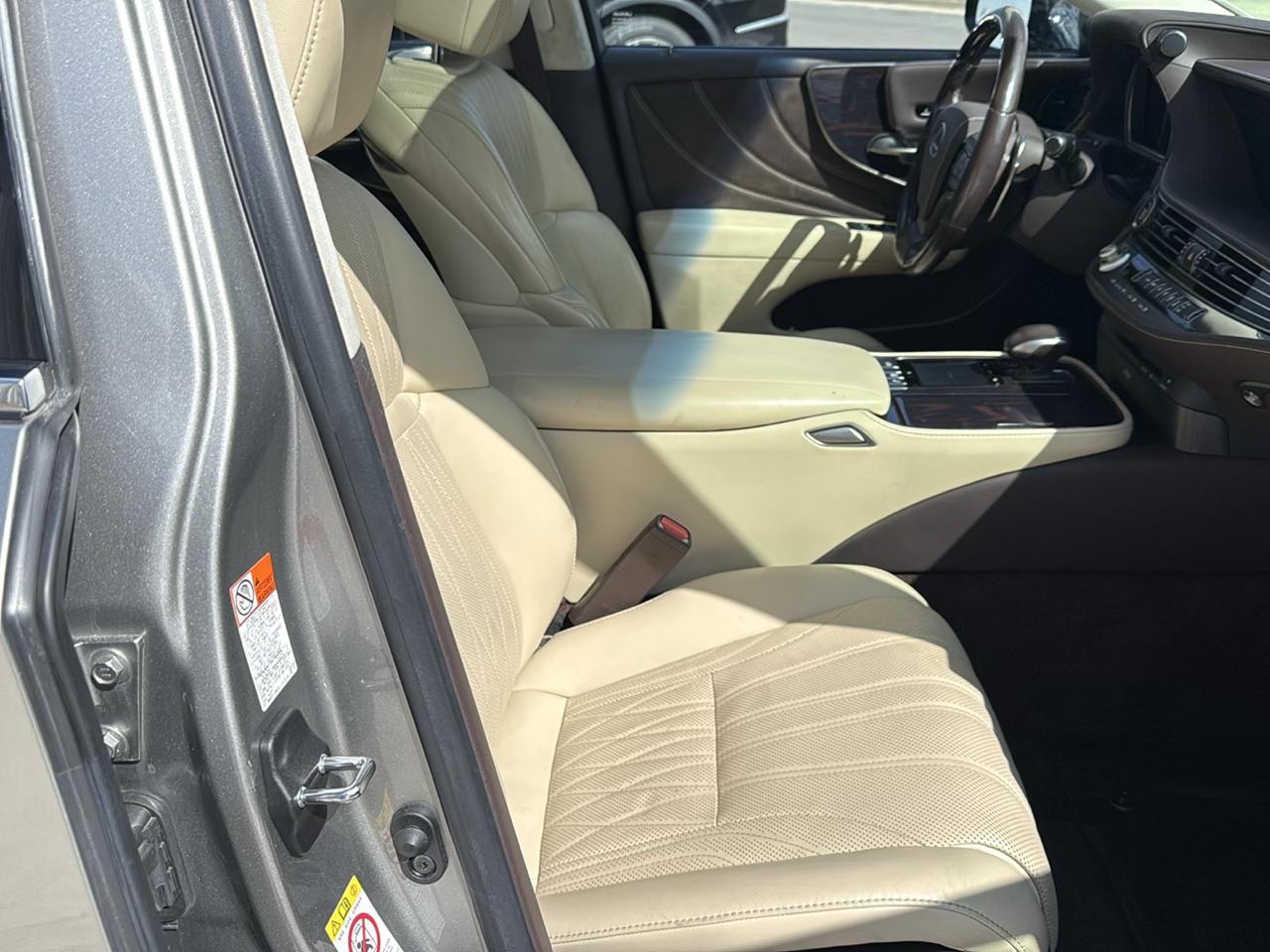 Lexus LS LS 500 RWD 2018