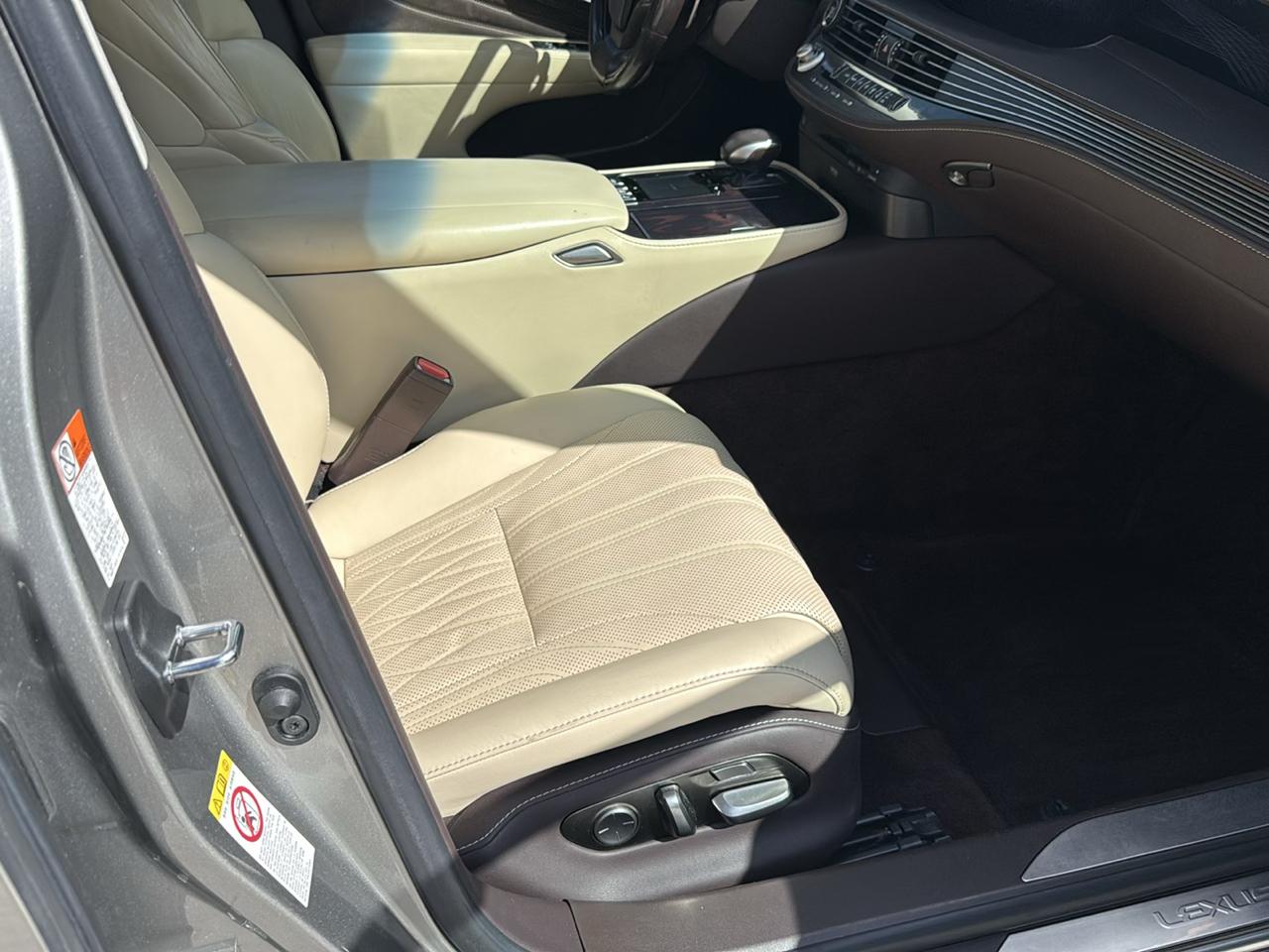 Lexus LS LS 500 RWD 2018