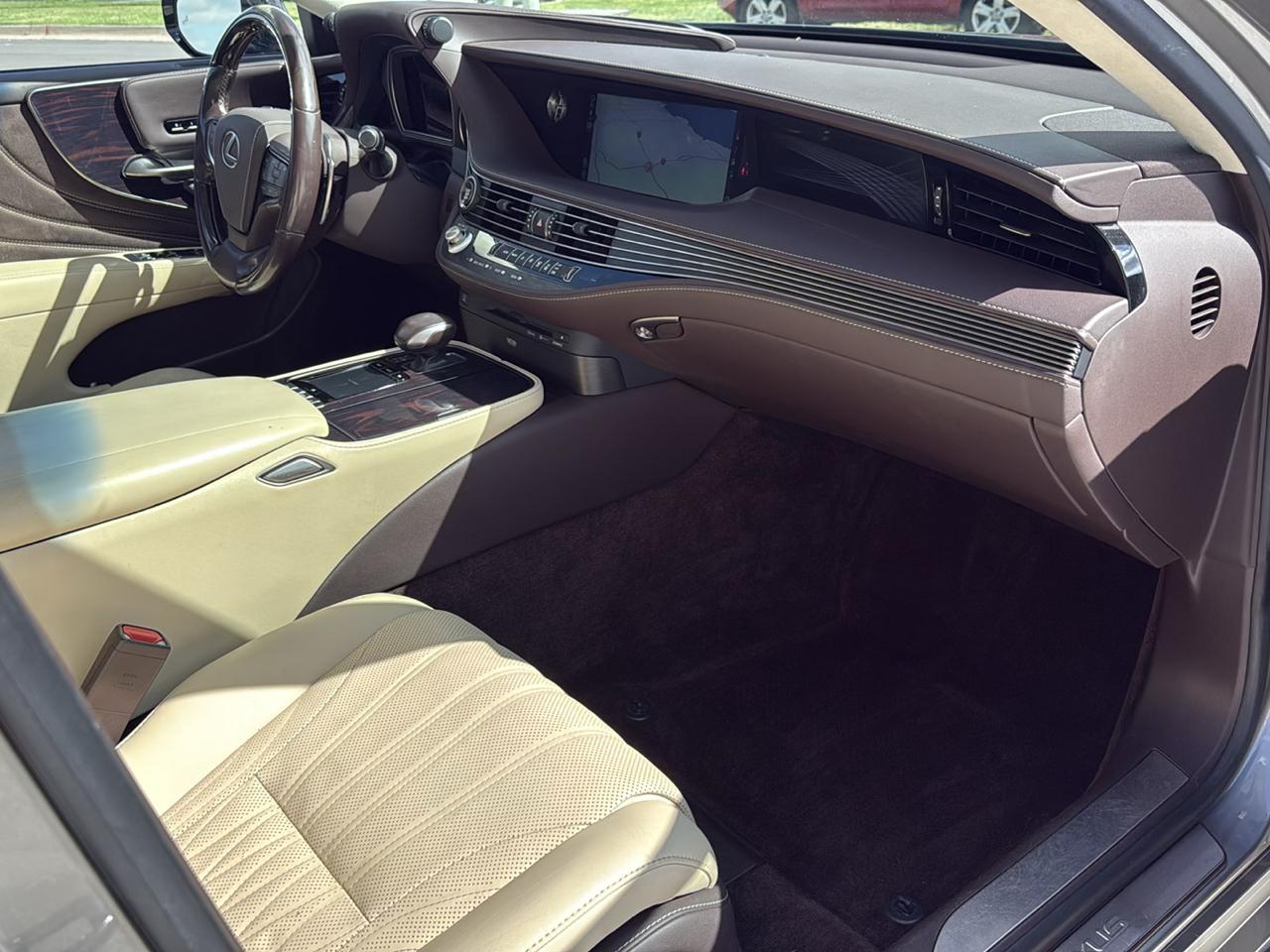 Lexus LS LS 500 RWD 2018