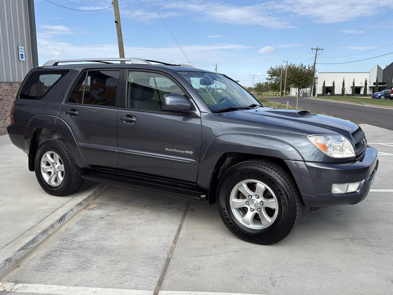 Toyota 4Runner 4dr SR5 V8 Auto 4WD (Natl) 2005