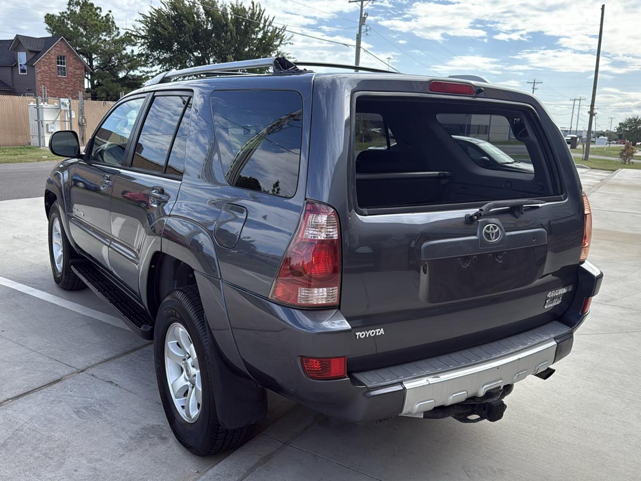 Toyota 4Runner 4dr SR5 V8 Auto 4WD (Natl) 2005