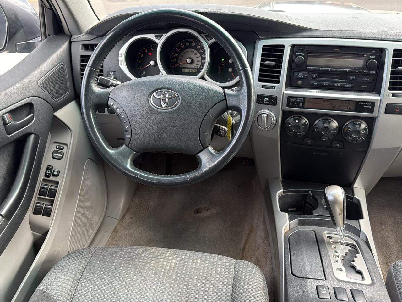 Toyota 4Runner 4dr SR5 V8 Auto 4WD (Natl) 2005