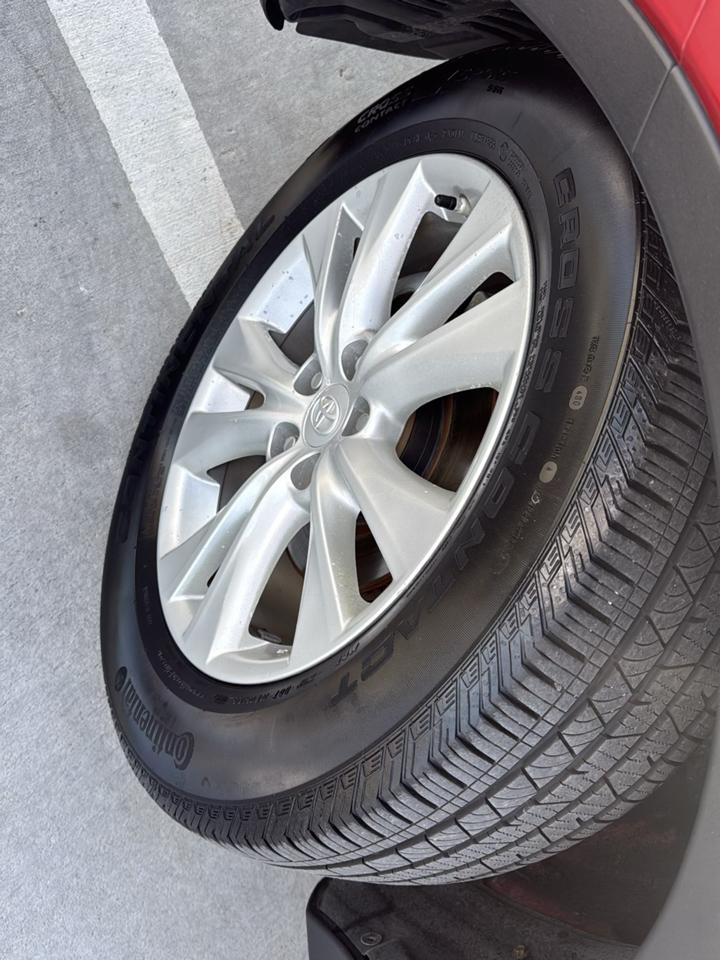 Toyota RAV4 FWD 4dr Limited (Natl) 2015