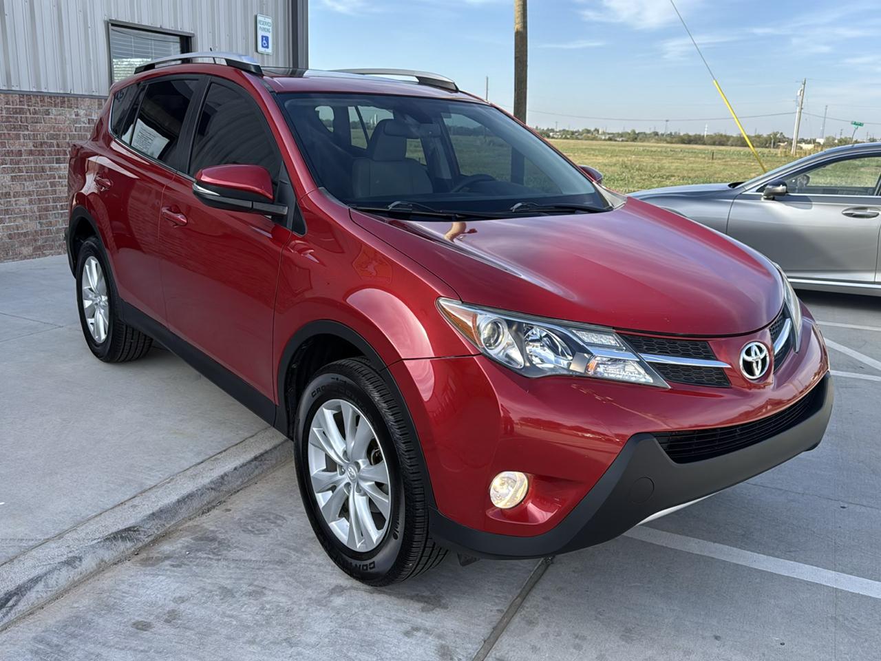 Toyota RAV4 FWD 4dr Limited (Natl) 2015